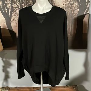 Wyatt Black High Low Pullover - L